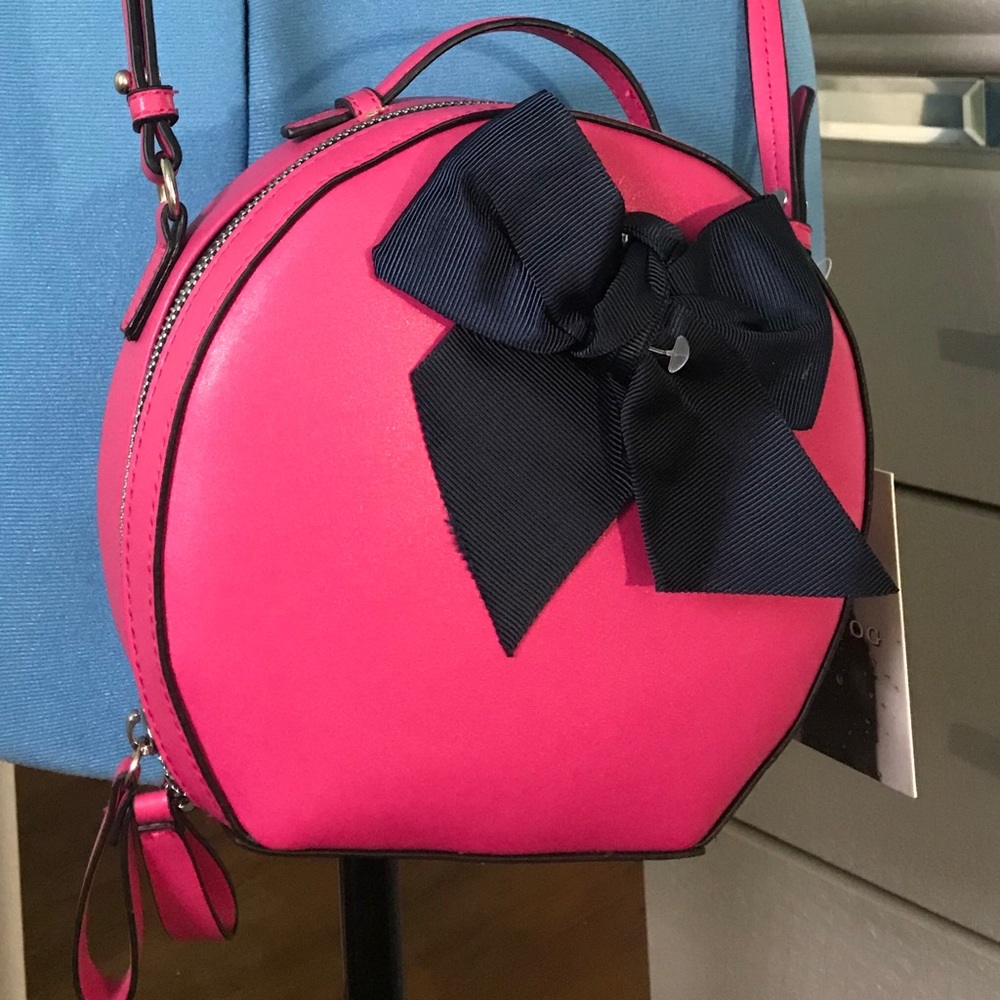 London Fog pink purse